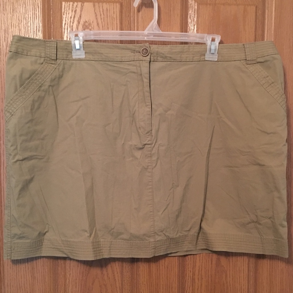Faded Glory Khaki Skort